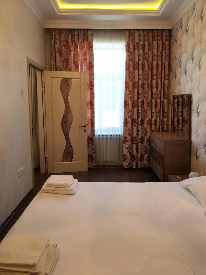 Central Baku Luxury Apartment On Nizami Street Exterior foto